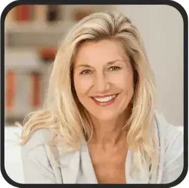 Verified KeySlim Drops customer Emily R. from Chicago, USA, sharing her weight loss success.